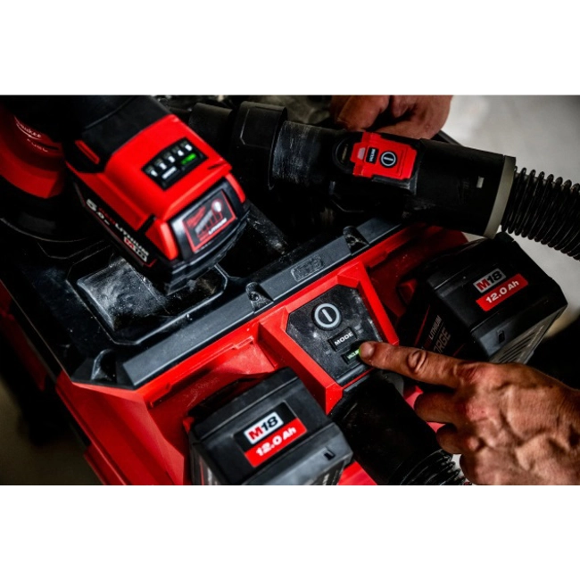 Vendita online Aspiratore solidi/liquidi clas. L M18 FUEL™ Nexus 18V doppia batt. solo corpo macchina